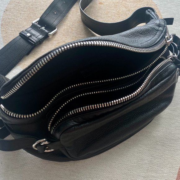 & Other Stories - Leather Fanny Pack - Picture 4 of 5
